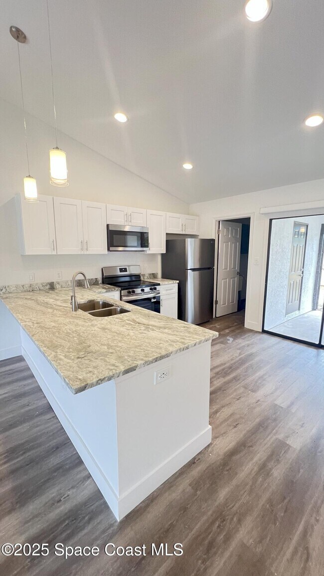 Foto del edificio - 1264 Shady Pines Ln
