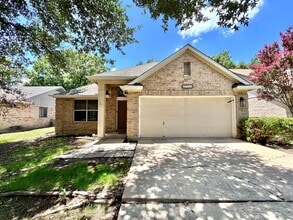 Building Photo - 17110 Valley Glen Rd
