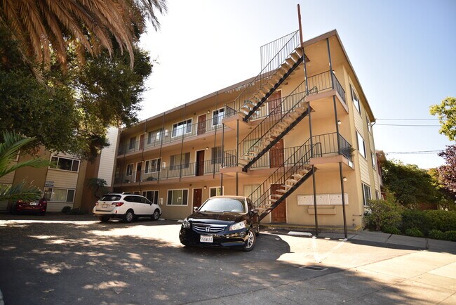 Foto del edificio - 634 Oakland Ave