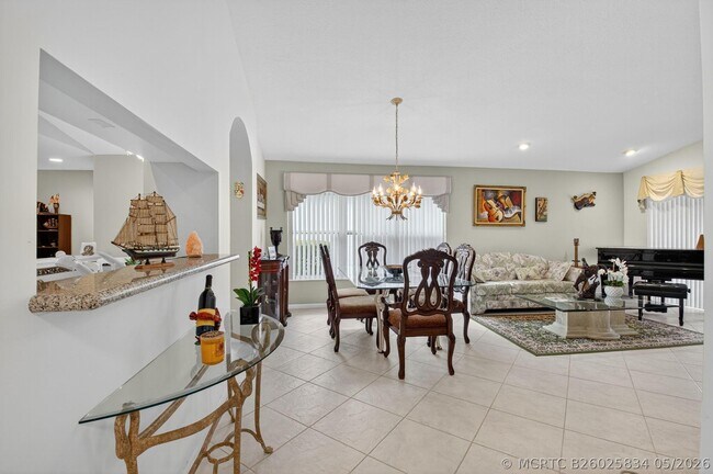 Building Photo - 7470 Chorale Rd