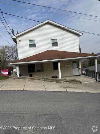 Building Photo - 1119 Taylor Ave