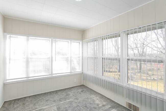 Foto del edificio - 5004 Glenside Dr
