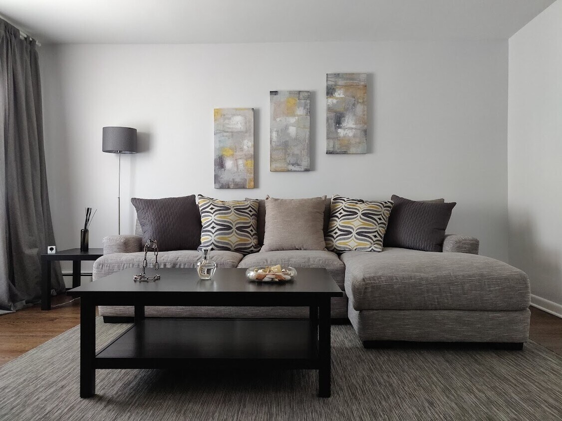 Foto principal - 58 Maple St