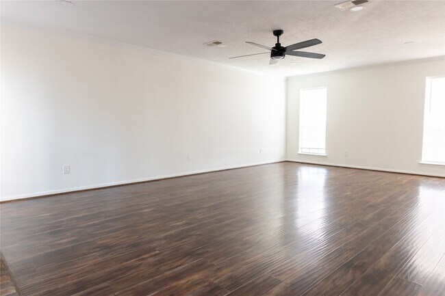Foto del edificio - 22 Cottage Grove Pl