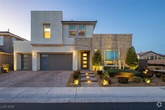 Building Photo - 3372 Dalmore St
