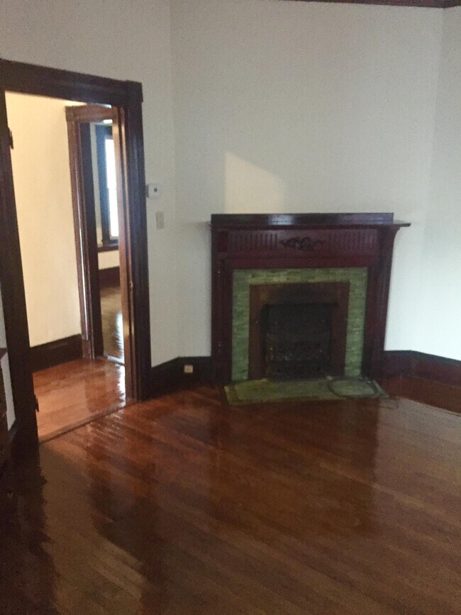 Foto del edificio - 338 Highland Ave