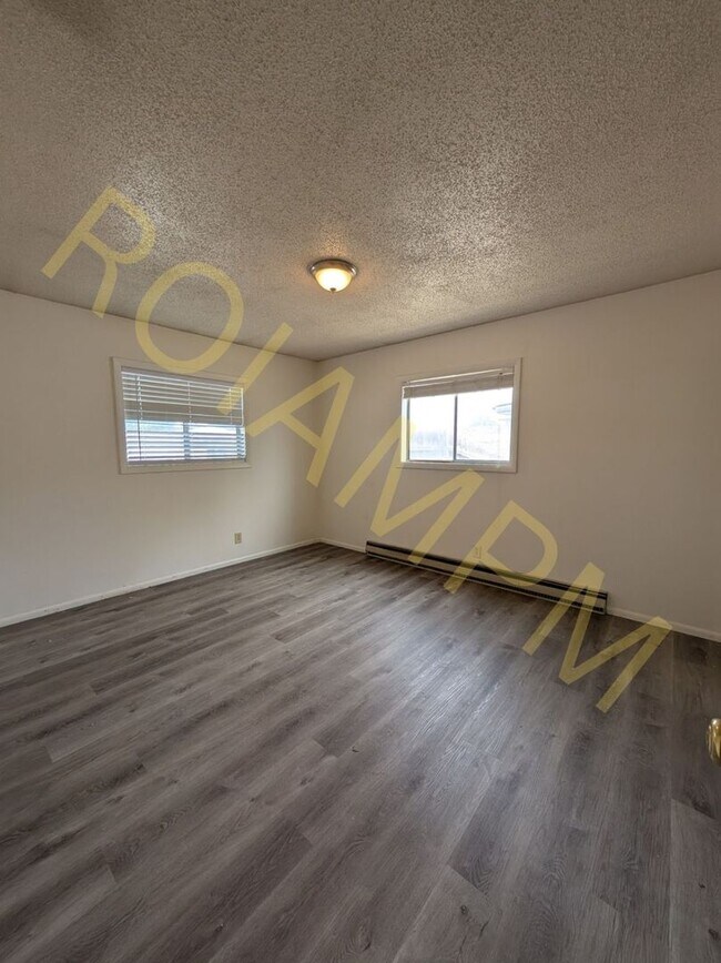 Foto del edificio - 112 8th Ave S