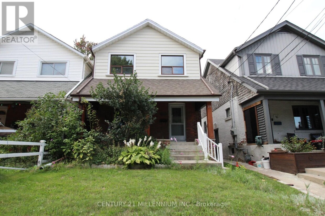 Primary Photo - 18 Glenvalley Dr