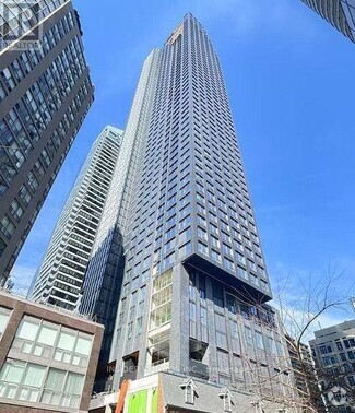 Building Photo - 8-2518 Wellesley St W