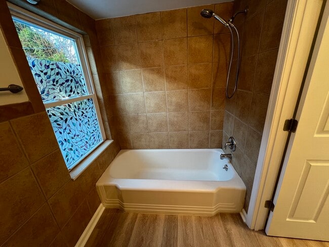 Foto del edificio - 419 N Market St