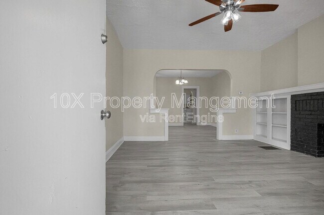 Foto del edificio - 1085 E 17th Ave