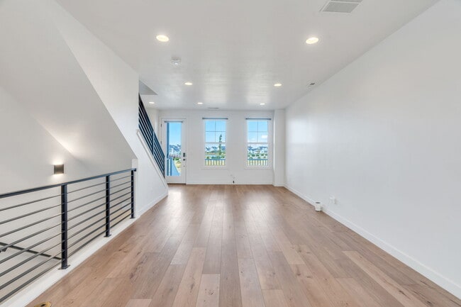Foto del edificio - 4765 Isla Daybreak Rd