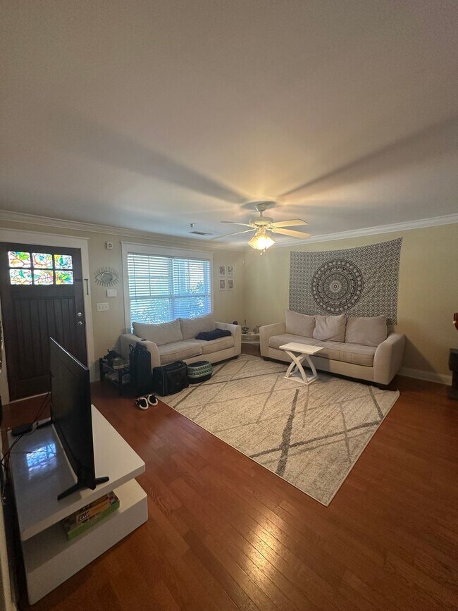 Foto del edificio - 2 Bedroom 2 Bathroom in gated community of the Summit