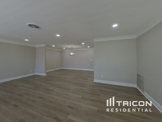 Foto del edificio - 6355 29th St S