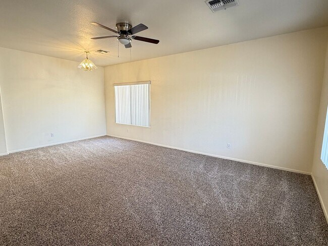 Building Photo - COLDWATER SPRINGS 4 BEDROOM 2 BATHROOM NEW...
