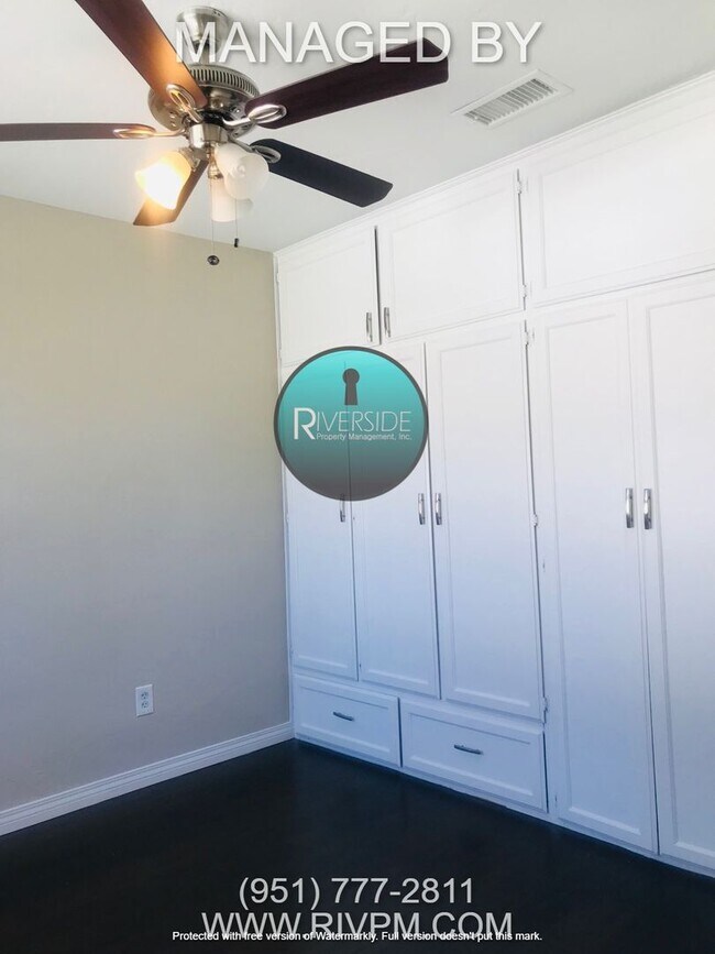 Building Photo - Coming soon!!!Beautifully updated Wood Str...