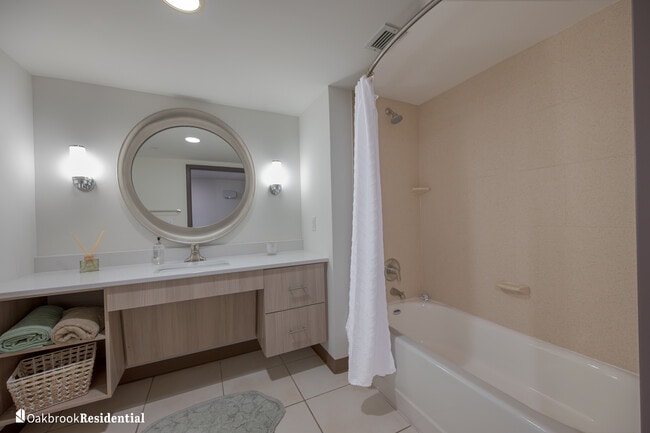 A6 Model Bathroom - Waterfair Apartments