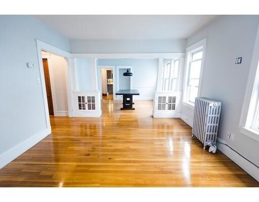 Living Room - 2 Ridge Rd