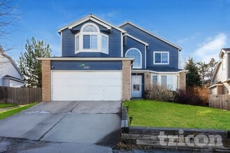 Building Photo - 2767 Lear Dr