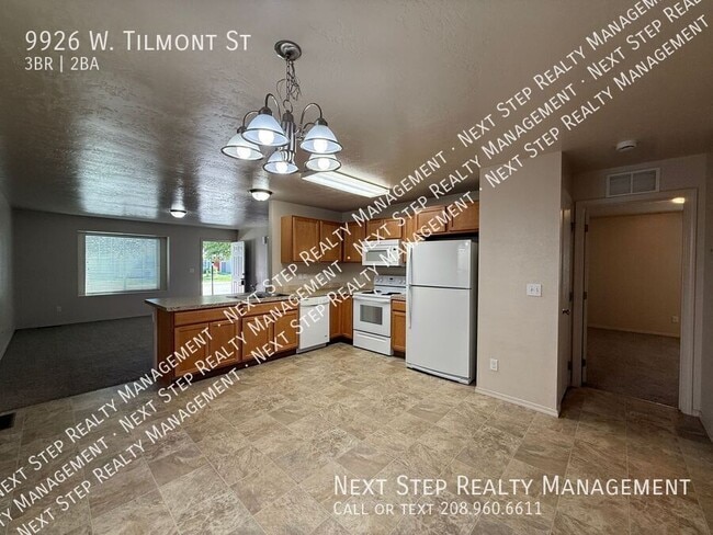 Building Photo - 9926 W Tilmont St