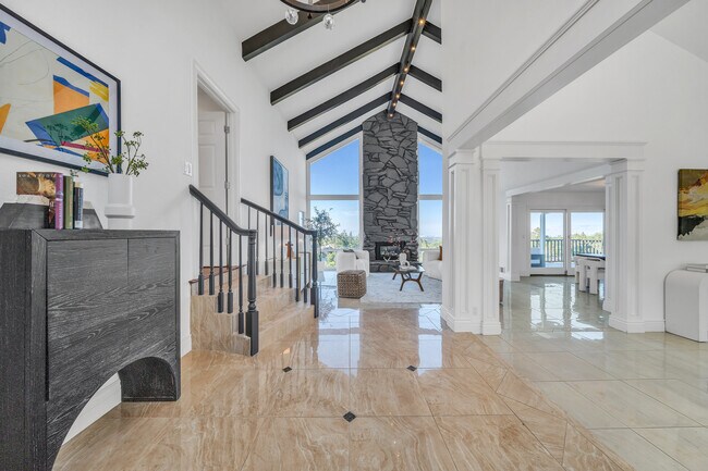 Building Photo - 22580 Ravensbury Ave