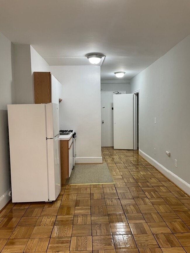 Interior Photo - Q Street Apartments