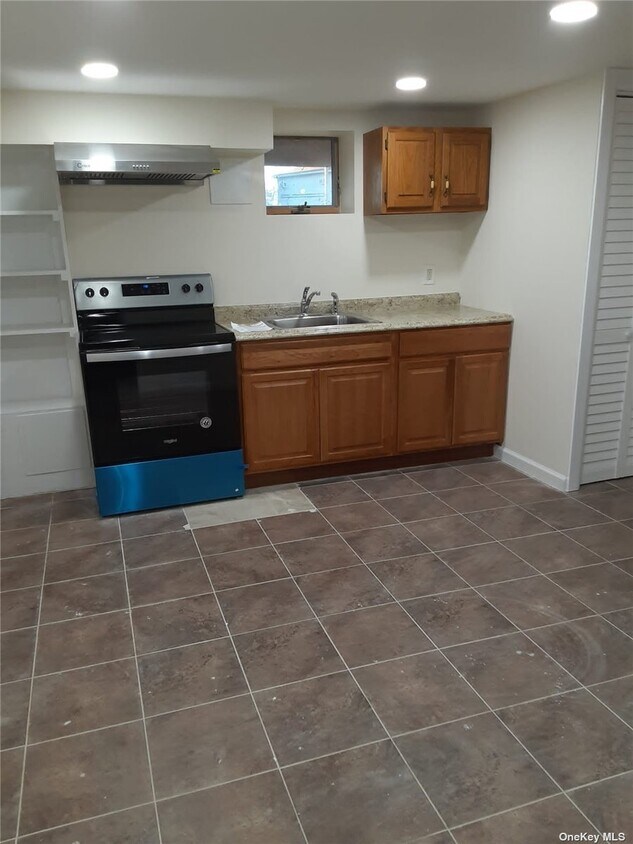 2700 Bellmore Ave, Bellmore, NY 11710 House Rental in Bellmore, NY