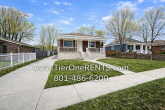 Building Photo - 635 Warnock Ave