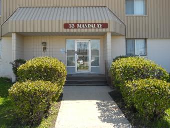 Building Photo - 15 Mandalay Drive