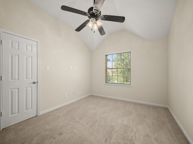Building Photo - 3211 London Ln