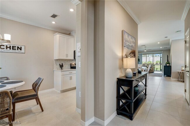 Building Photo - 11790 Venetian Lagoon Dr