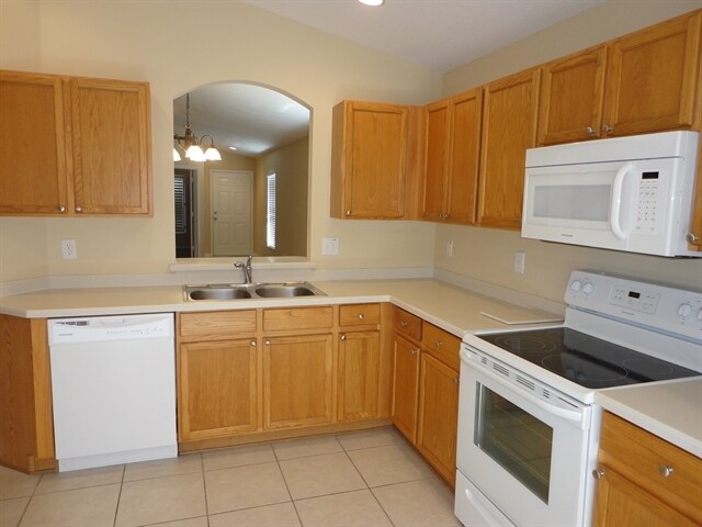 Building Photo - 10234 Perthshire Cir