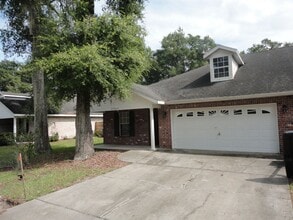 Building Photo - 25303 SW 15th Ave