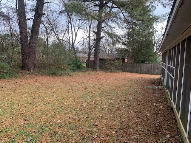 Building Photo - Large Home in NW Huntsville