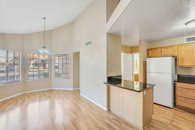 Foto del edificio - Beautiful Ahwatukee Home!