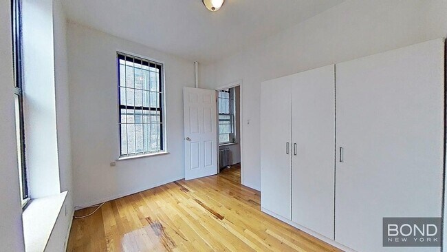 Foto del edificio - 237 E 5th St