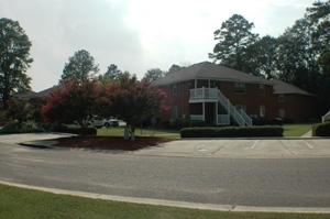 Building Photo - Petersburg Square