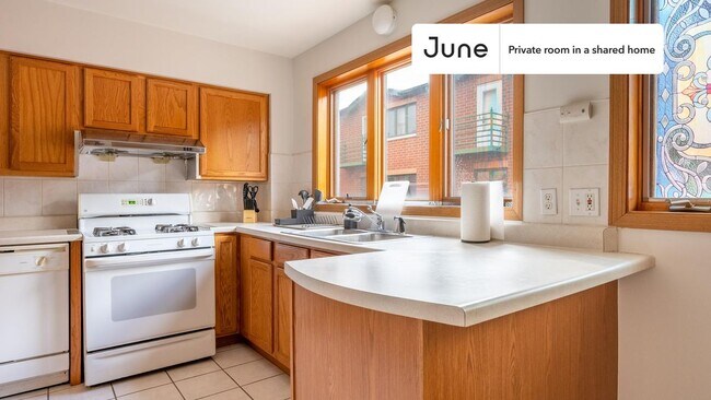 Foto del edificio - Room in Shared 4 bed/2.5 bath home in Chinatown
