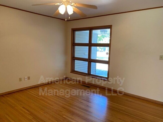 Foto del edificio - 5316 E 29th St