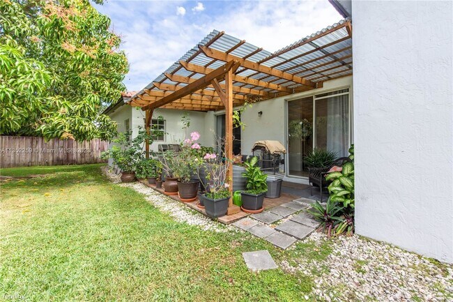 Foto del edificio - 3 br, 2.5 bath House - 10252 SW 158th Ct