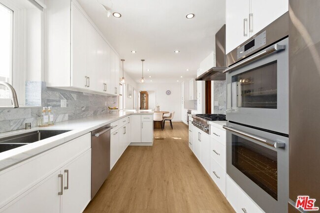 Foto del edificio - 9719 Kirkside Rd