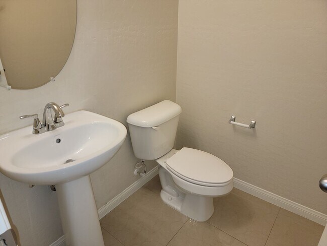 Building Photo - Beautiful Rhodes Ranch home overlooking th...