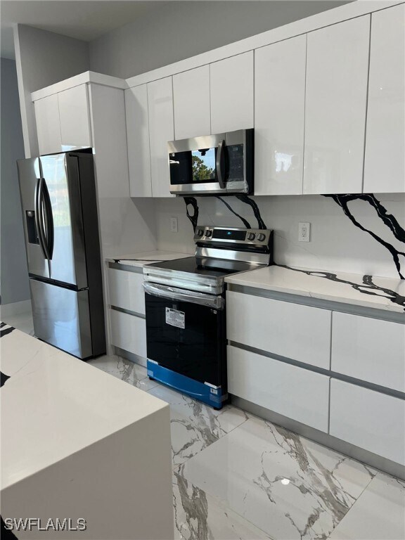 Foto del edificio - 813 Aiken Ave