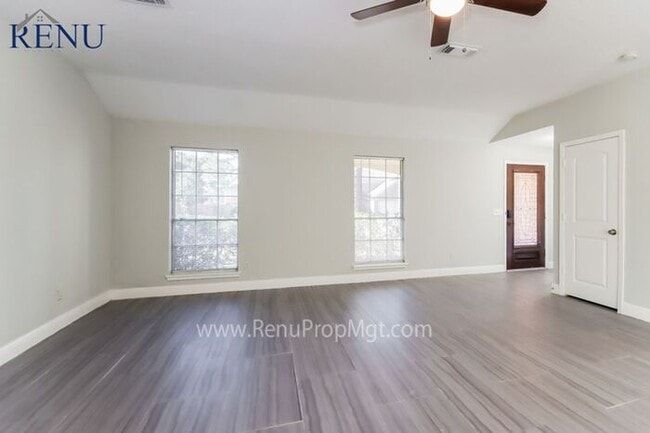 Building Photo - This Summer Special is Heating Up!: $200 o...