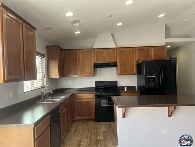 Building Photo - 241 Rosarito Dr