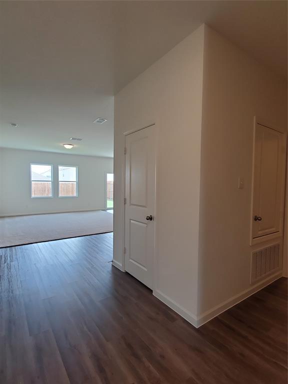 Foto del edificio - 712 Peach Tree Ln