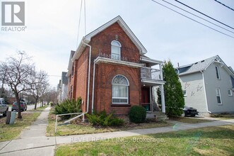 Building Photo - 193 Chatham St
