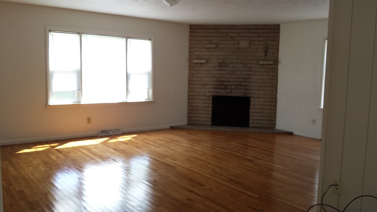 Foto del interior - 601-605 W Orchard St