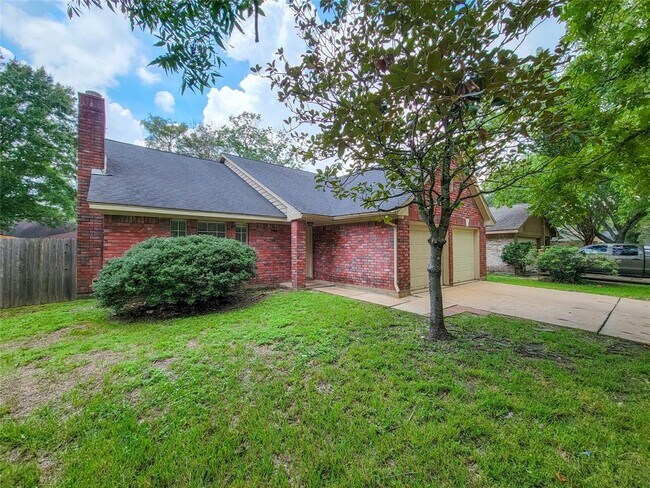 Foto del edificio - 5319 Pine Cliff Dr
