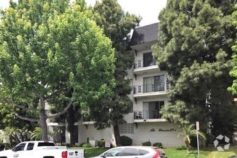Foto principal - 3635 E 1st St